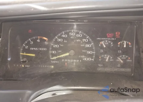 1995 GMC Suburban C2500 from USA, damaged, VIN 1GKGC26K3SJ728083